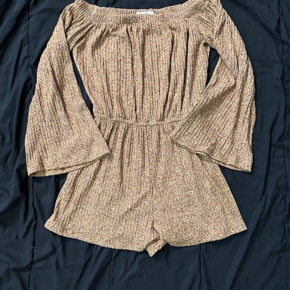 Romper - Picture 2 of 3
